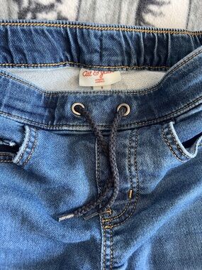 Cat & Jack Medium Blue Denim Jogger Jeans with Navy Drawstring